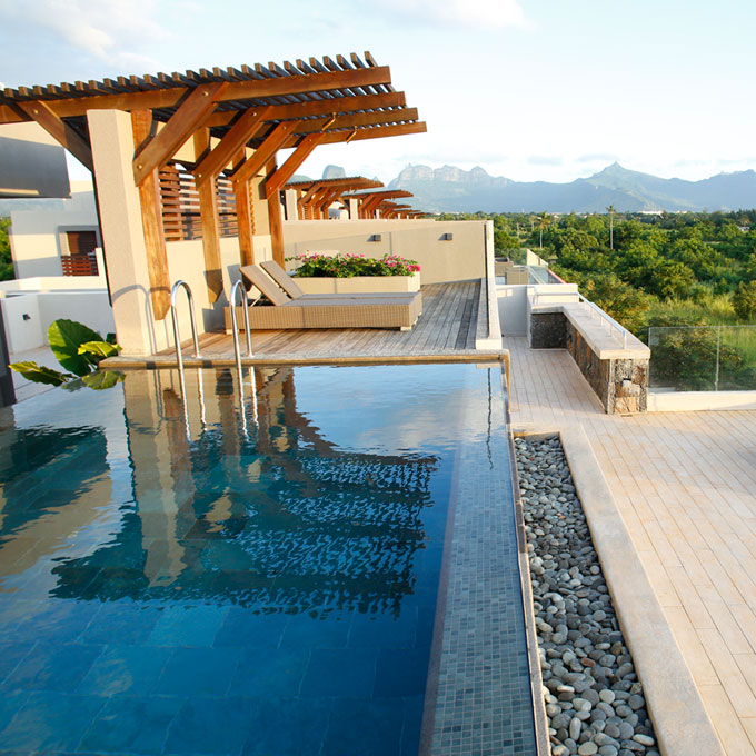 Royal Park <br/>
Mascarene Residences